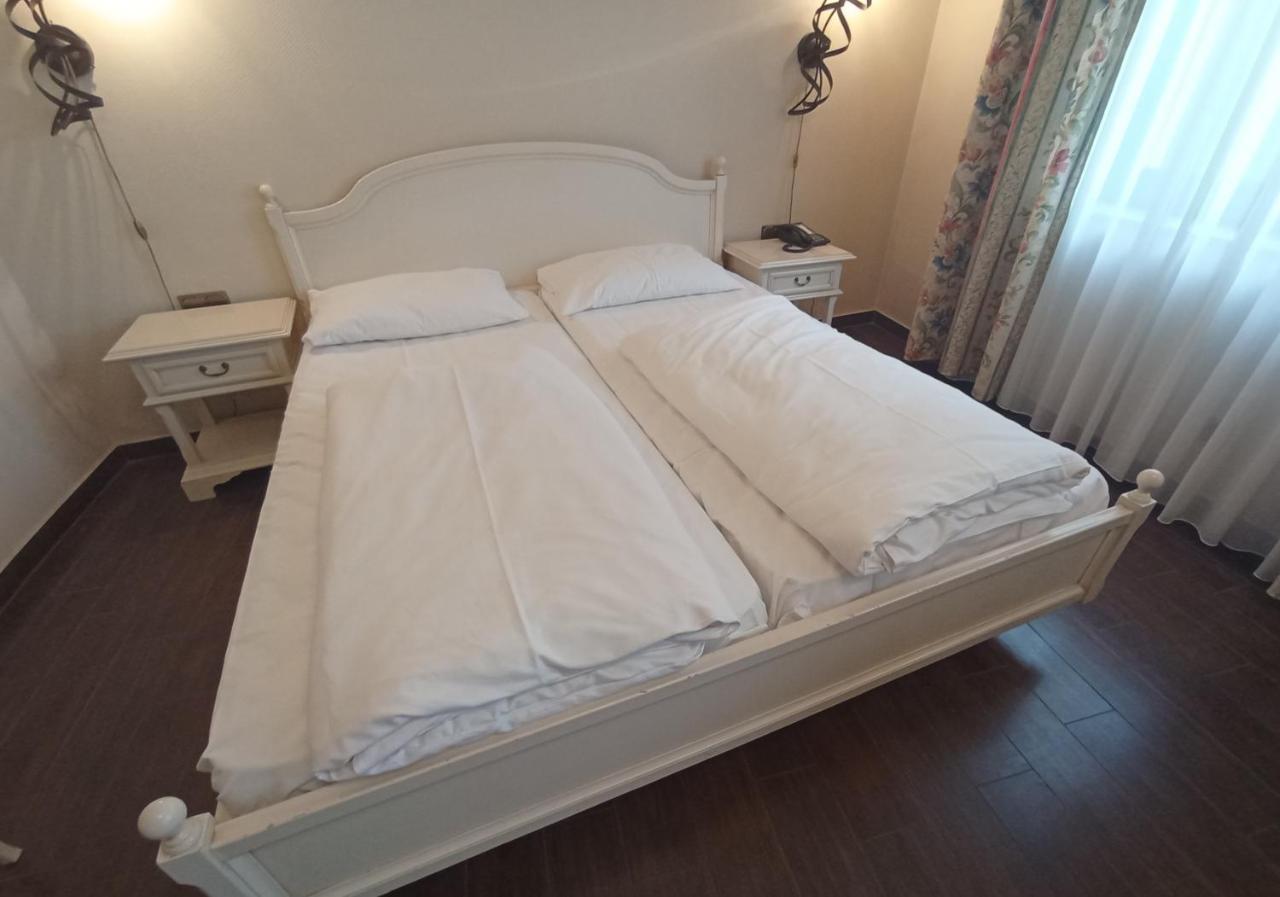 Trip Inn Posthotel Dueren Düren - Eifel Esterno foto