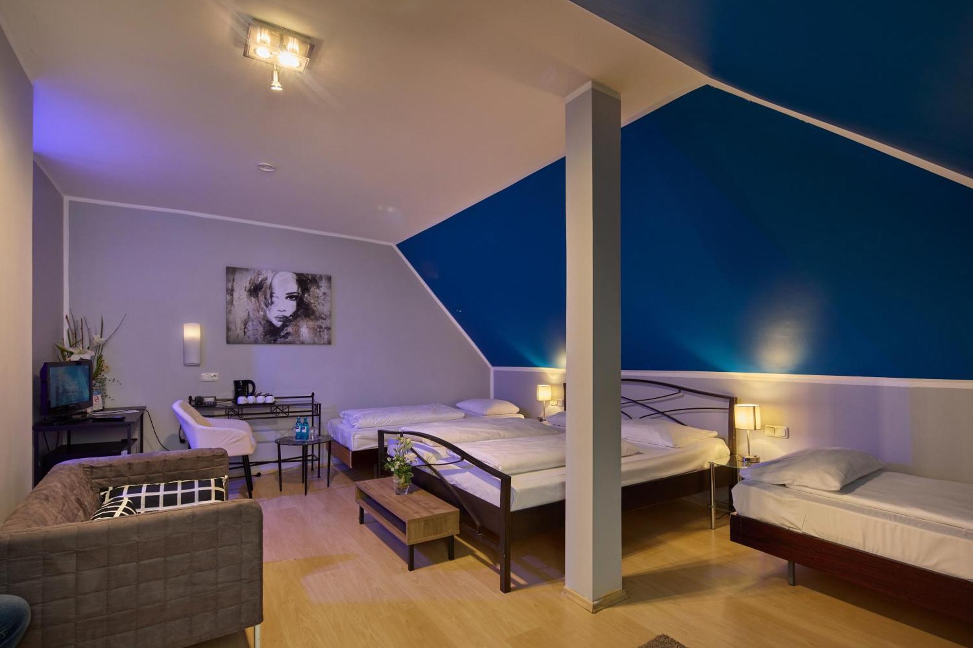 Trip Inn Posthotel Dueren Düren - Eifel Esterno foto